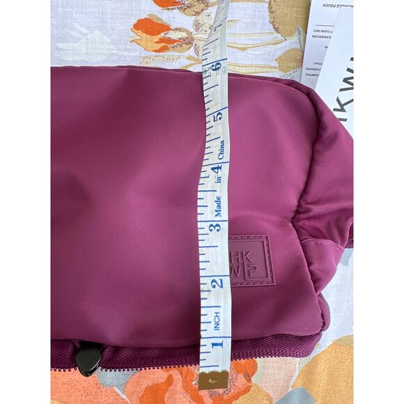 The Packable Pouch Purple: NWT - Picture 7 of 7